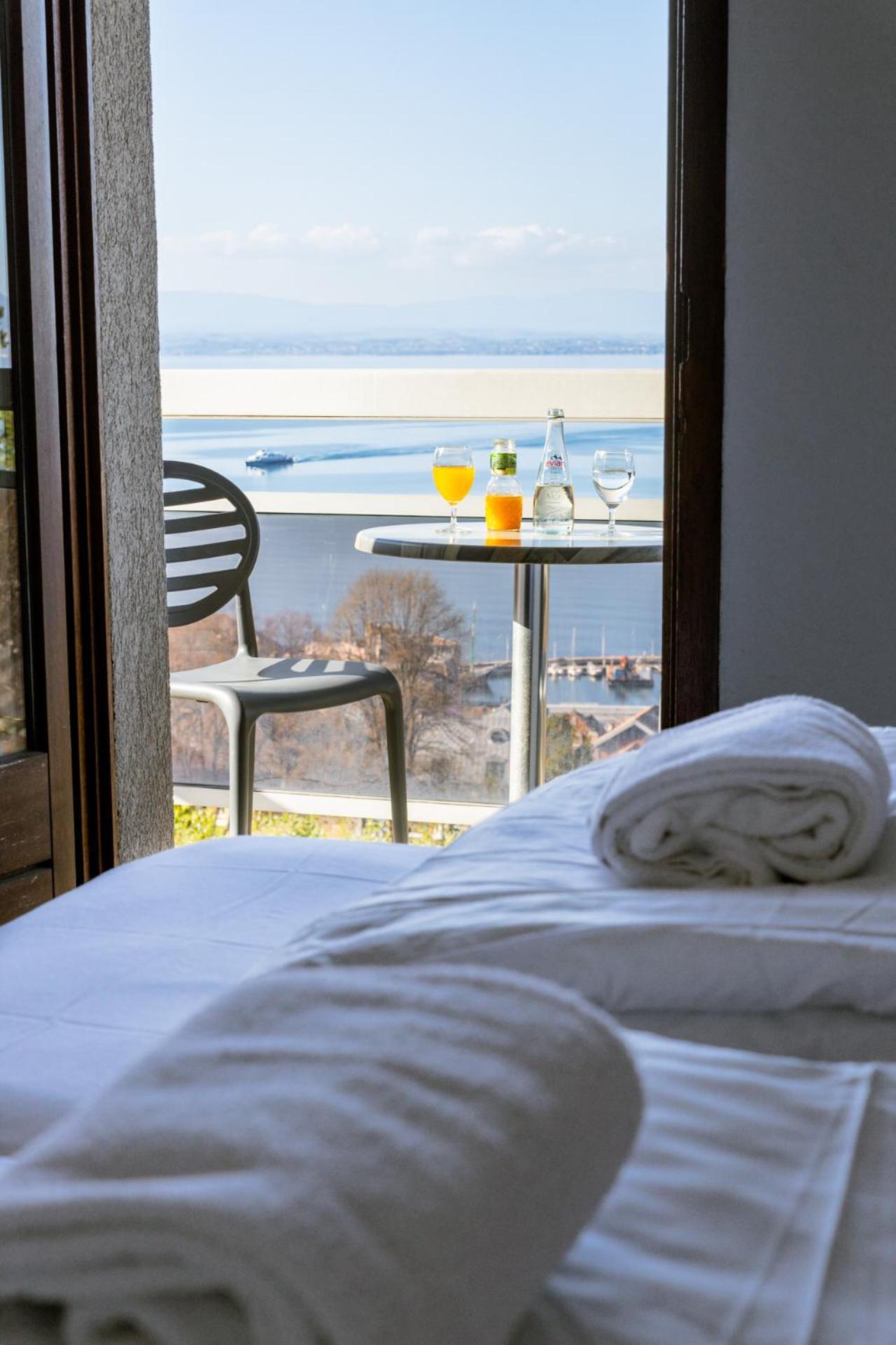 Cote Lac Hostel Evian Eksteriør bilde